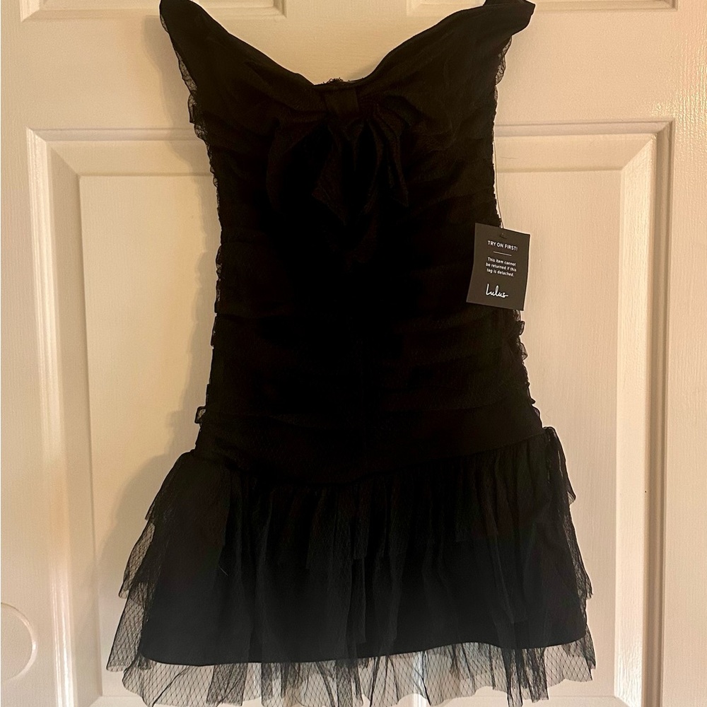 Lulus - Picture 3 of 4